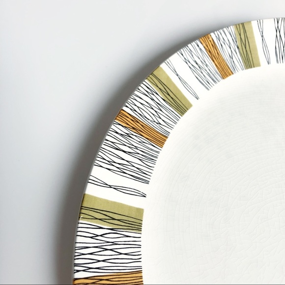 Iconic 1960's Midwinter Platter in Sienna Pattern - Picture 4 of 6